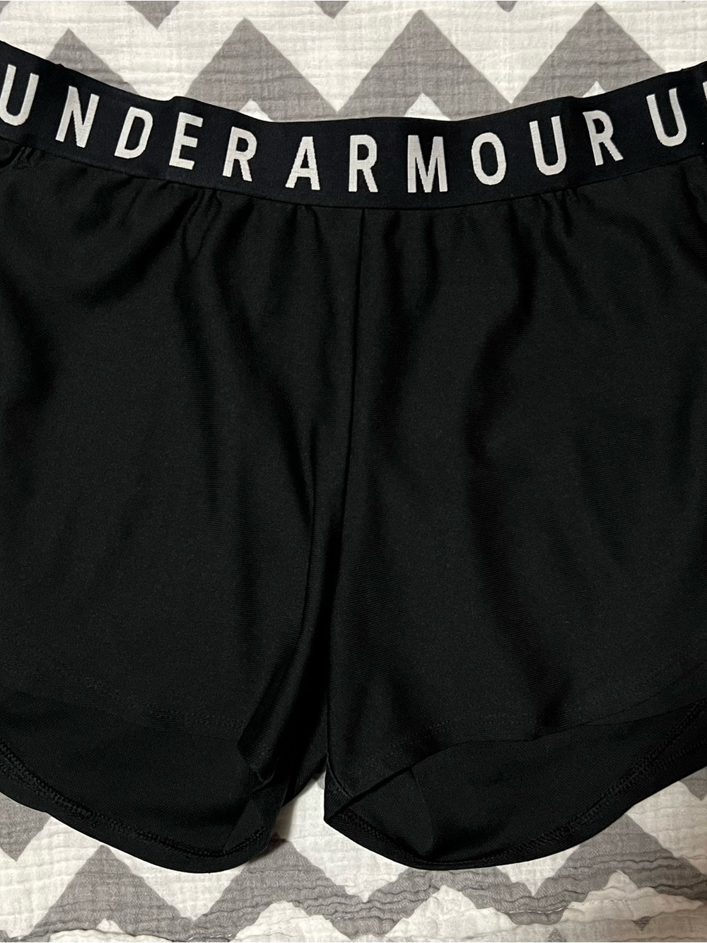 Under Armour Black Women's Athletic Shorts with pockets